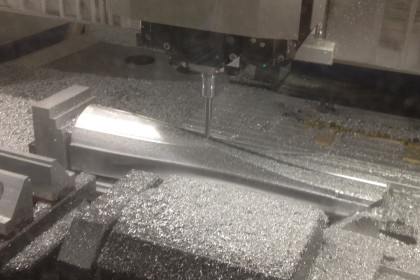 cnc fräsbearbeitung